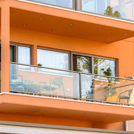 Idolio Comfort * Herszonisszosz